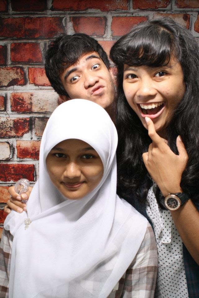 Simple-r Study: MENGUBAH KOMPOSISI TONE WARNA FOTO DENGAN PHOTOSHOP