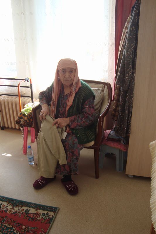 bulut gölgesi Keçiören Güçsüzler Yurdunda Bayram Günü