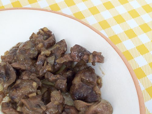 Riñones al vino