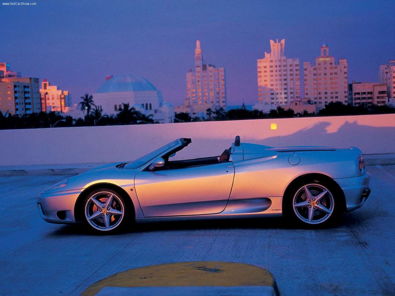 http://4.bp.blogspot.com/-CvDhjIvppLs/TYwmd-f2nOI/AAAAAAAADUw/tCl-0lv_P1E/s1600/Ferrari-360_Spider_2001_1280x960_wallpaper_06.jpg