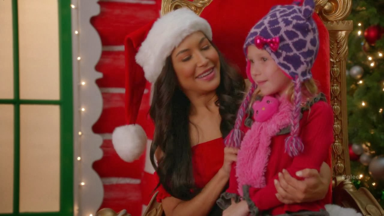 nessa situao fictcia em que estamos de volta ao fim de 2012 santana vai para nova york apenas para uma visita natalina a berry e lady hummel - Glee Previously Unaired Christmas nessa situao fictcia em que estamos de volta ao fim de 2012 santana vai para nova york apenas para uma visita natalina a berry e lady hummel - Glee Previously Unaired Christmas
