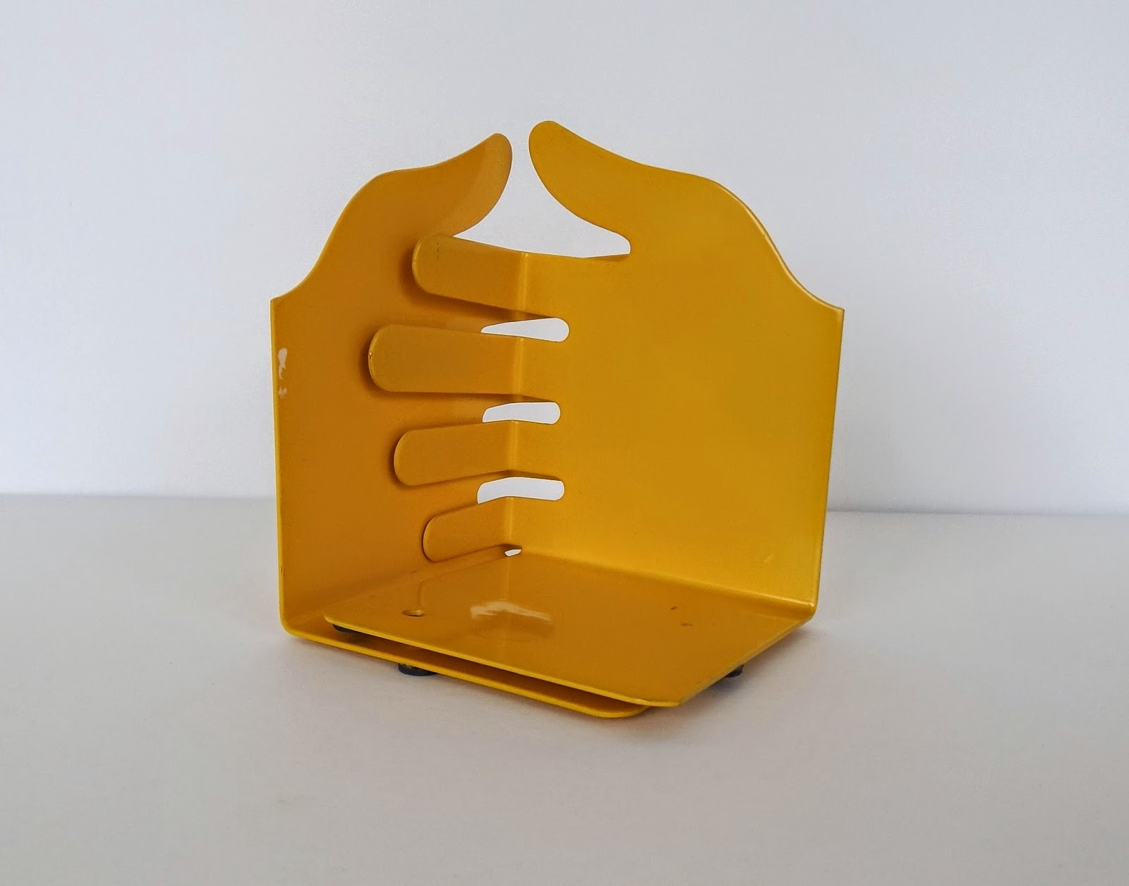 Still Stunning Vintage Resale Metal Hand Book EndsYellow Metal BookendsVintage Hyde Park