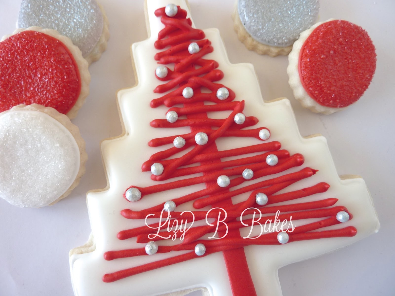 Lizy B Homespun Christmas Tree Cookie