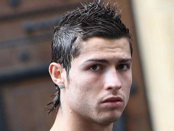 Cristiano Ronaldo Hairstyle Pictures | A Star News & Gallery