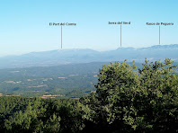Panoràmica cap al nord des del cim del Puig de la Caritat Panoràmica cap al nord des del cim del Puig de la Caritat