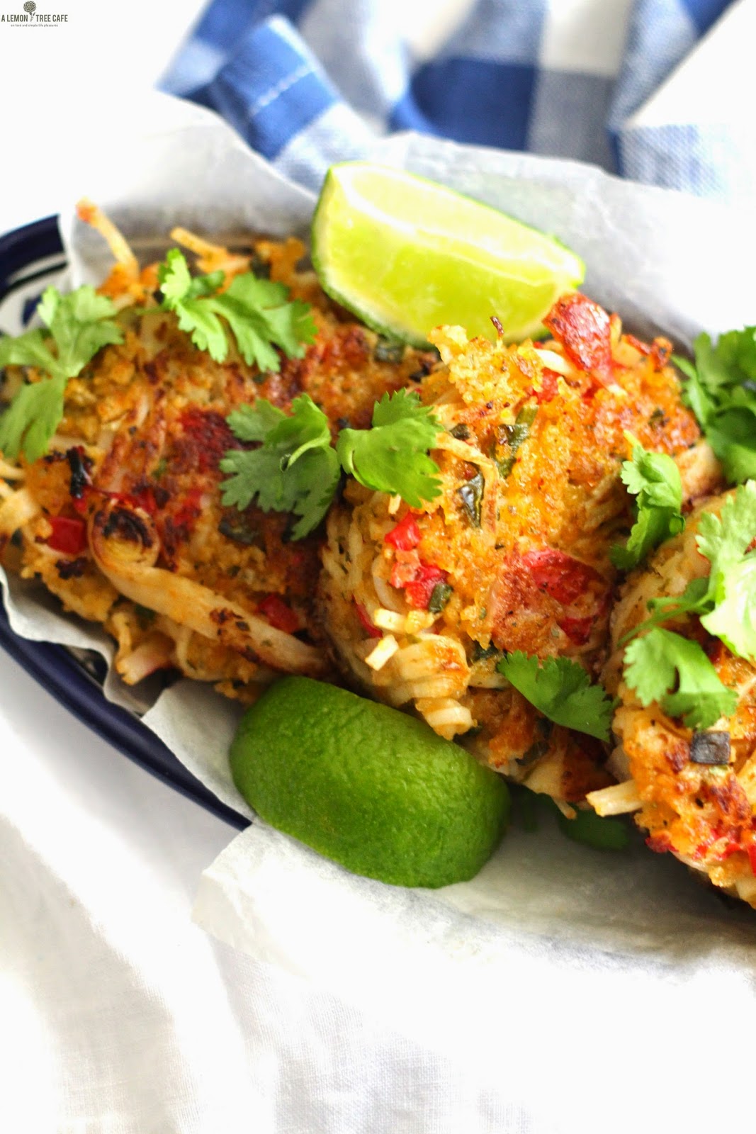 a lemon tree cafe KROKIETY KRABOWE Z SURIMI SURIMI CRAB CAKES