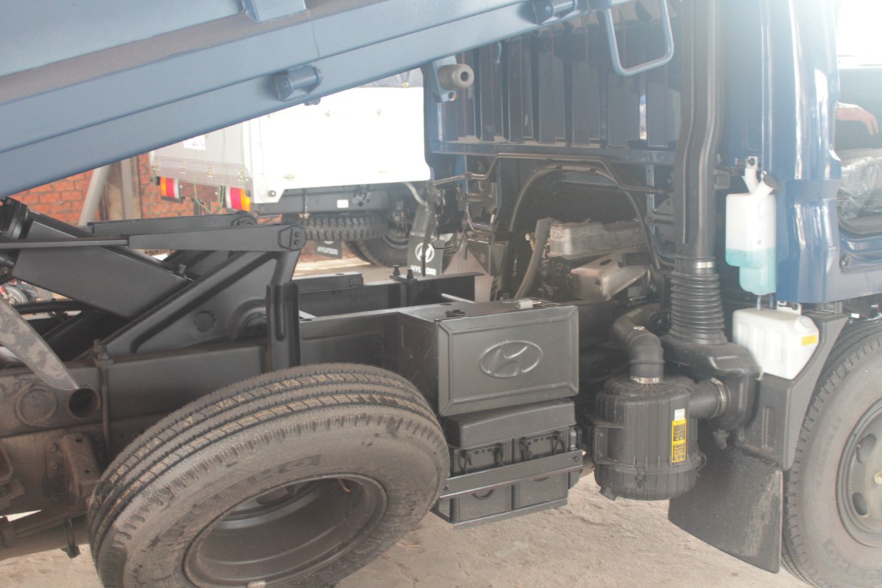 Hyundai HD72 tự đổ nhập nguyên chiếc , xe 2015 mới 100% - 1