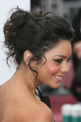 Perfect Hair Updos 2011 Part One 04. Early red carpet appearances this year