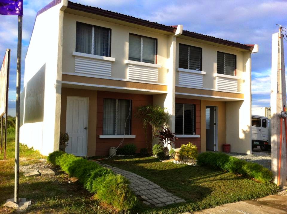 House and Condo for Sale: 15k Lipat Agad House For Sale ...