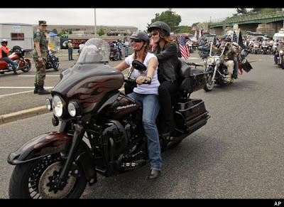 Sarah Palin Rolling Thunder Motorcycle