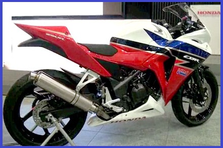 Modifikasi Honda CBR 250R_Fairing Versi HRC-Gambar BModifikasi Motor Terbaru.jpg