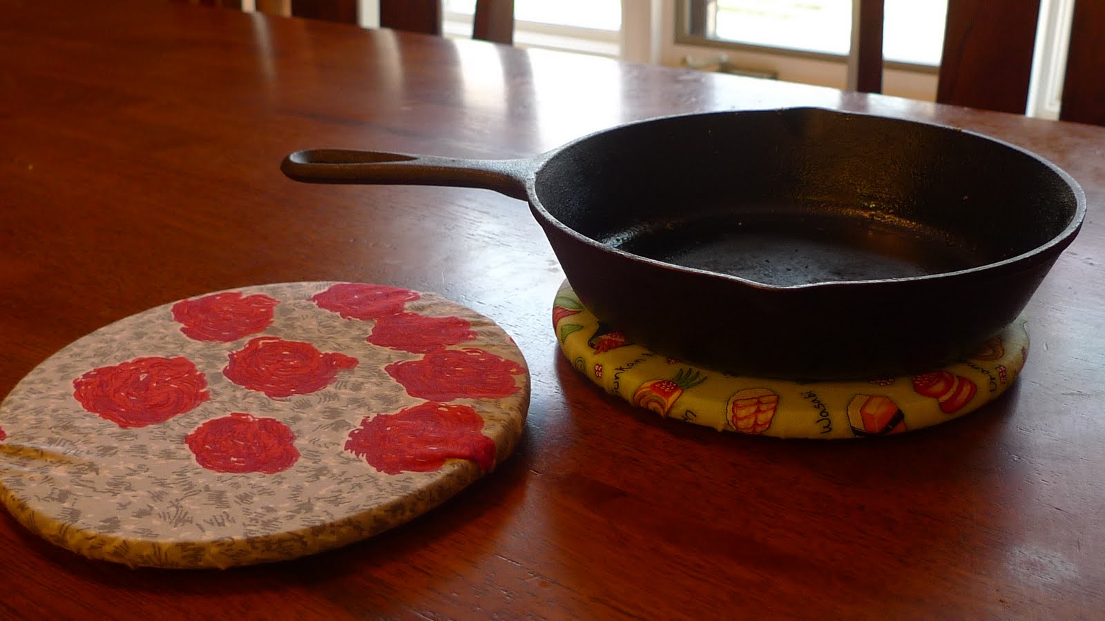 ToBeContinued Fabric covered trivets Scrapbuster tutorial