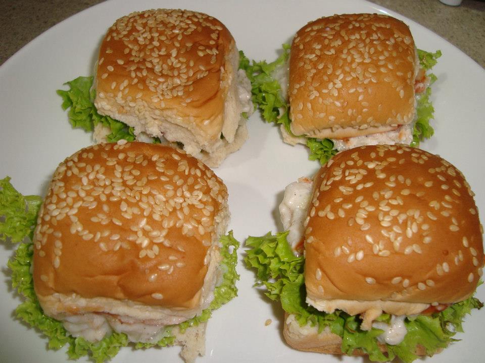 Pakistani Kitchen Chicken & Mayo Buns/Burgers