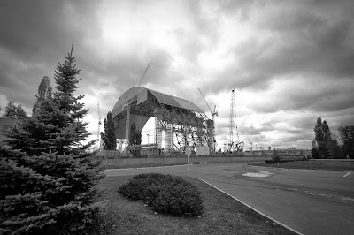 nowy sarkofag na reaktor w Czarnobylu - Arka.