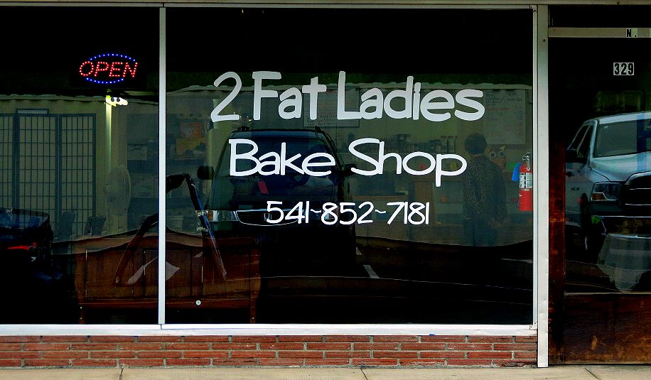 Travels with a Muse Drain, Oregon