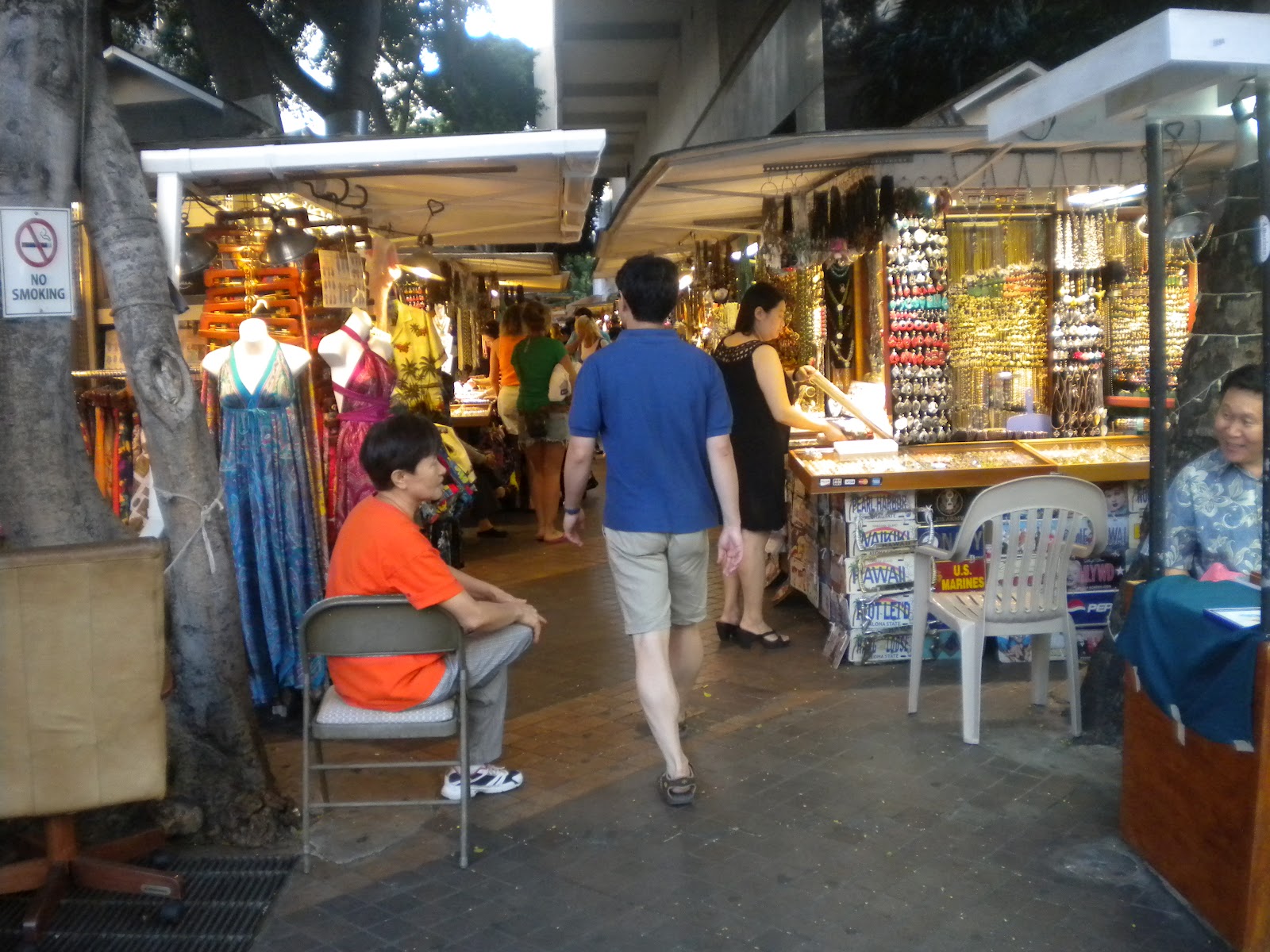 All Hawaii News Waikiki Icon Demolished Honolulu Smoking