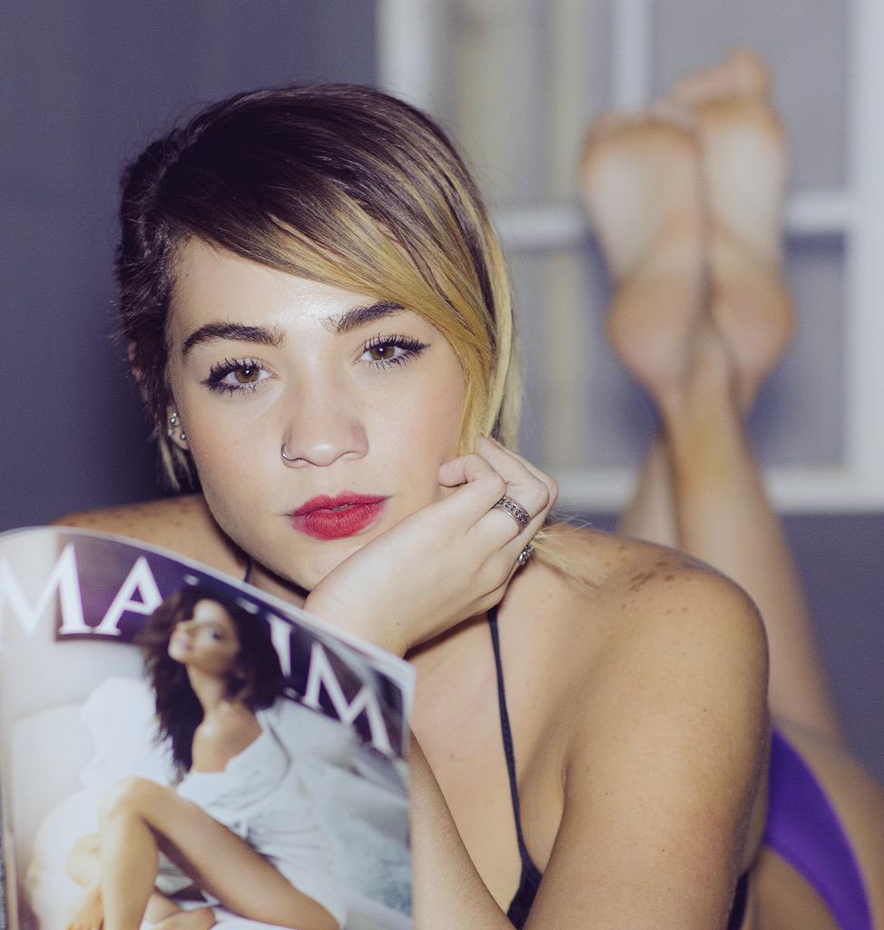Pamela Voguel Nude Photos 35