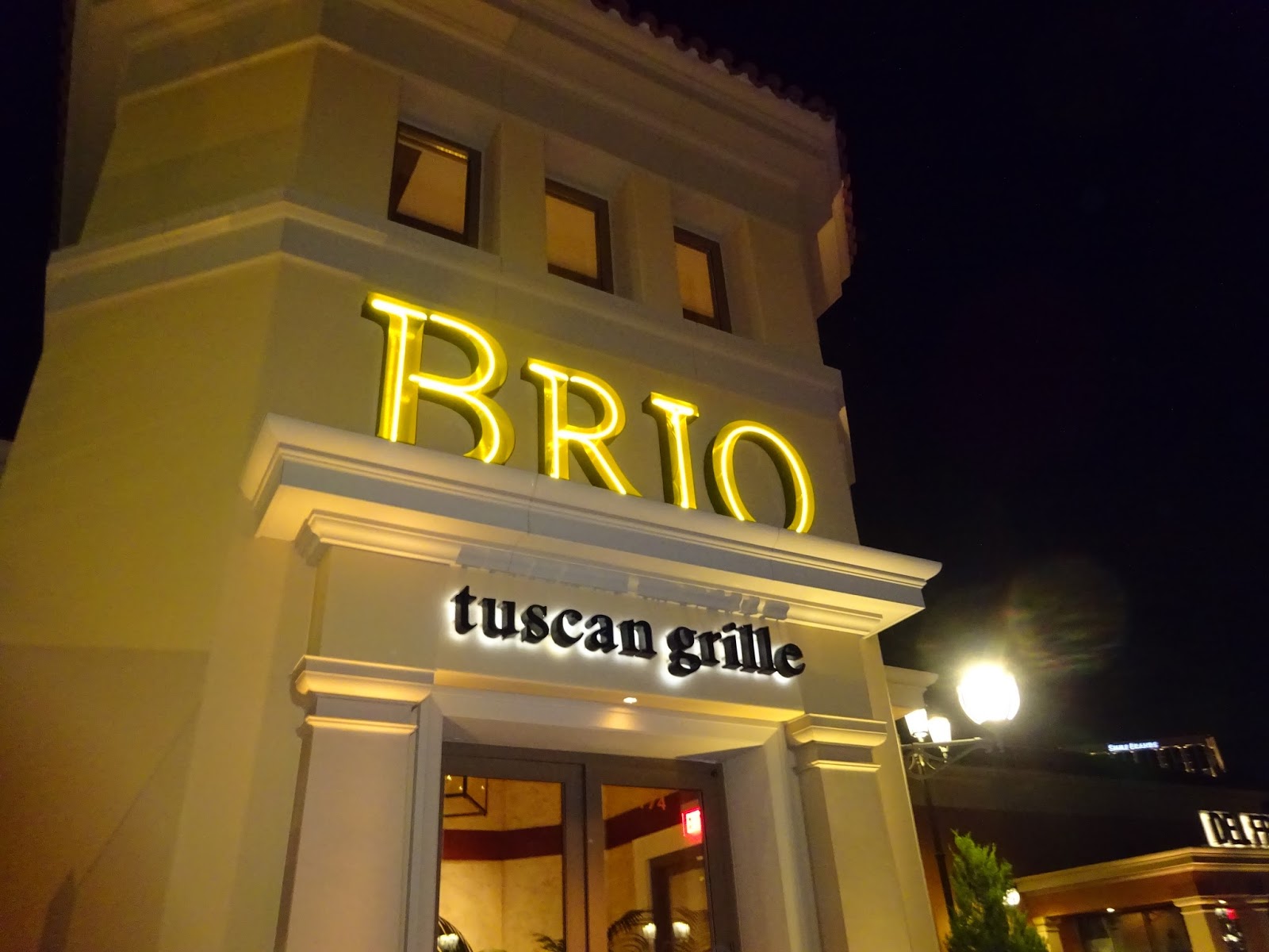 Eating My Way Through Oc A Lively Evening At Brio Tuscan Grille