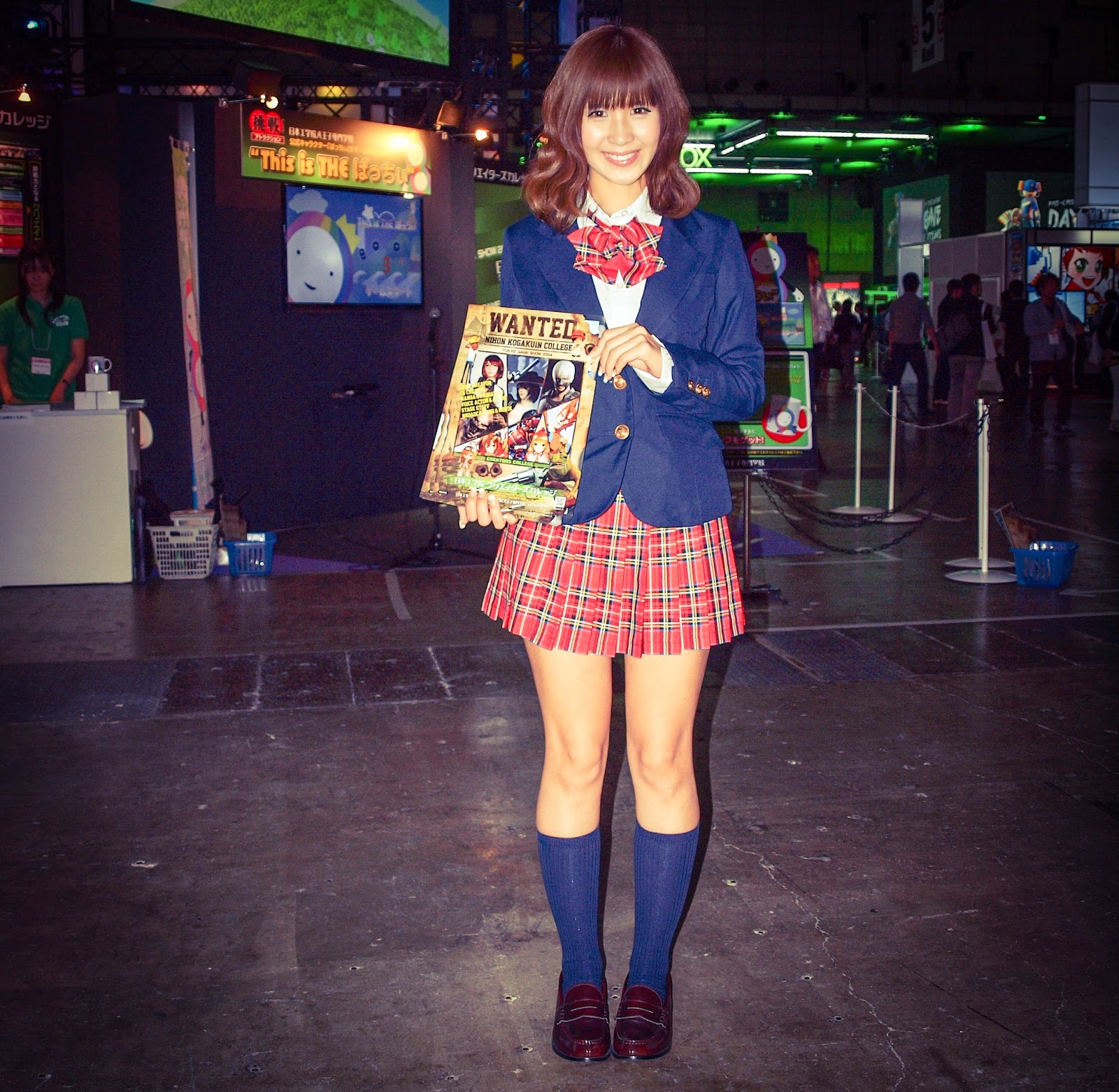 Tokyo Game Show Girl schoolgirl model