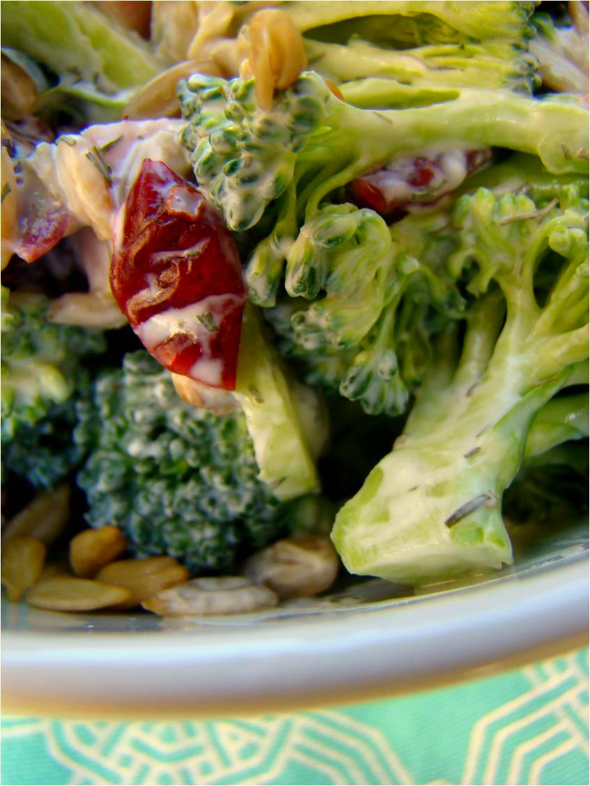 Broccoli salad with lemon dill dressing