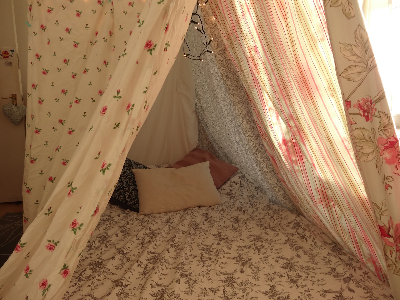 Trends With Benefits DIY Indoor Den