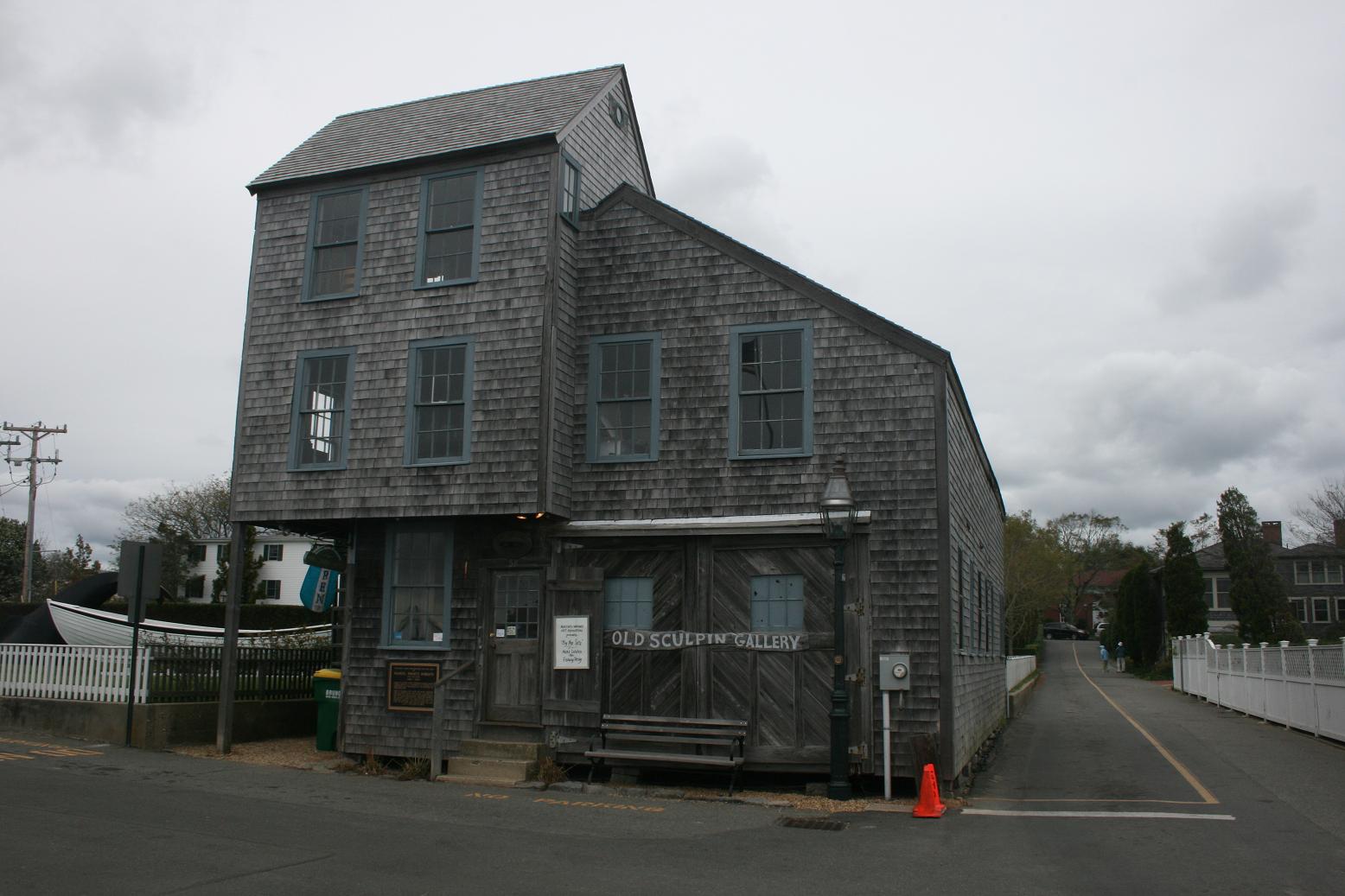 BLACK HOLE REVIEWS JAWS filming locations, part 1 Edgartown Amity