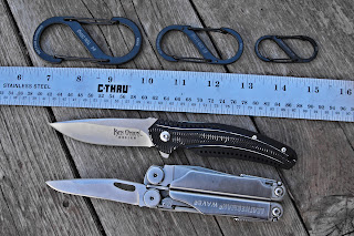 s-biner size comparison #2 #3 #4 with steel ruler CRKT Ripple and Wave