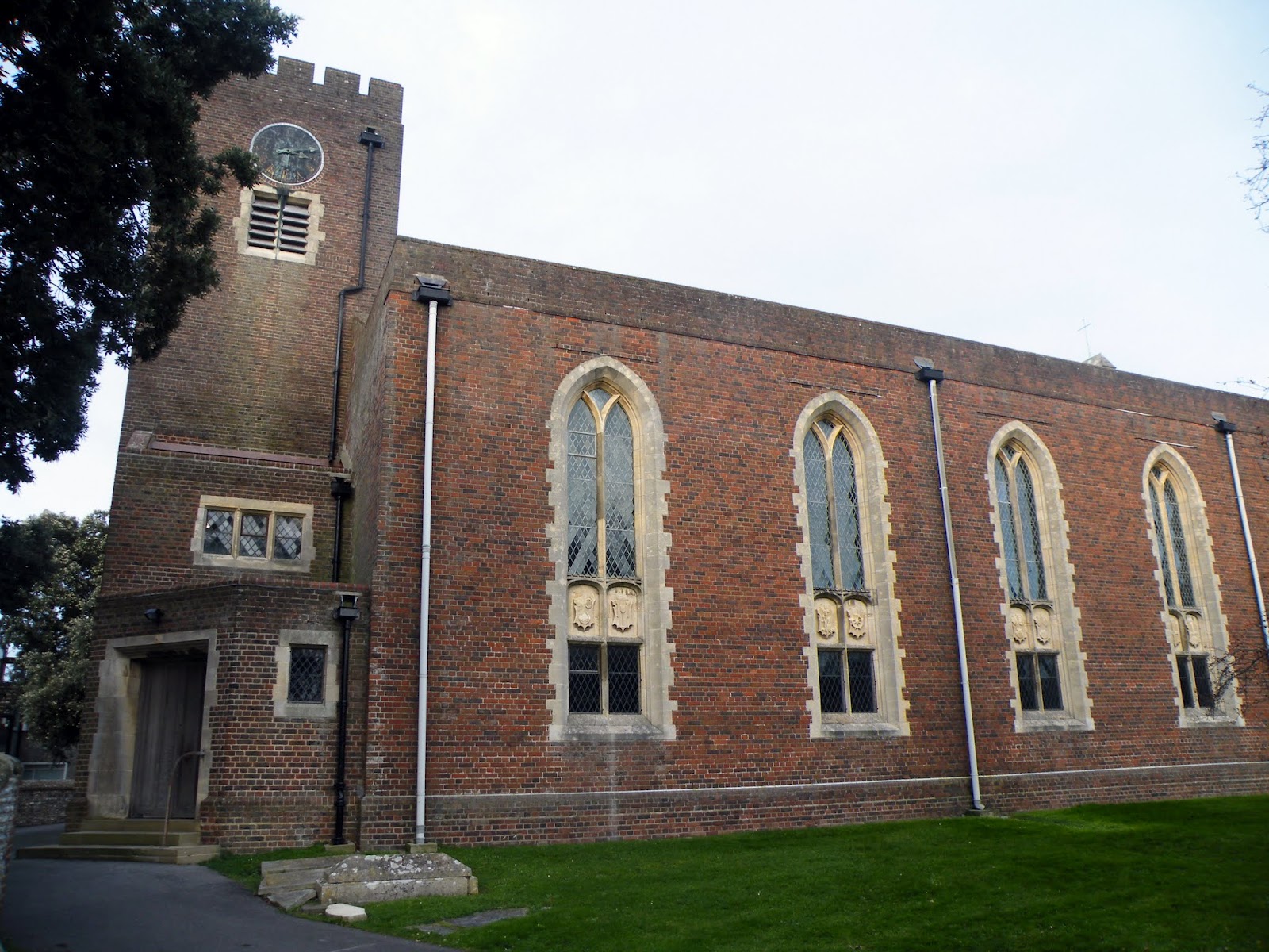 Looking at Sussex Churches St Mary the Virgin, Littlehampton