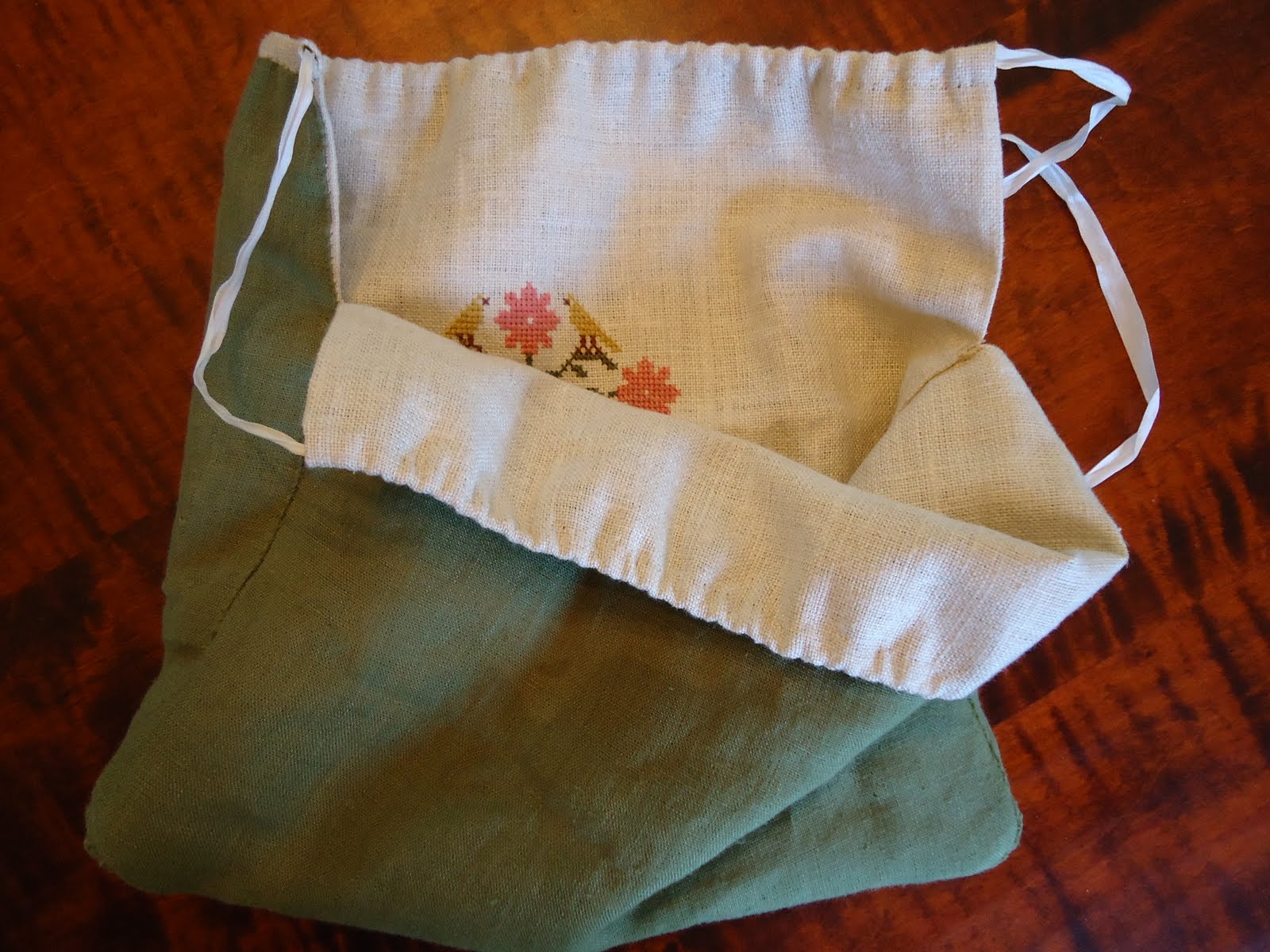 Sew 18th Century Needlework Bag Part Two