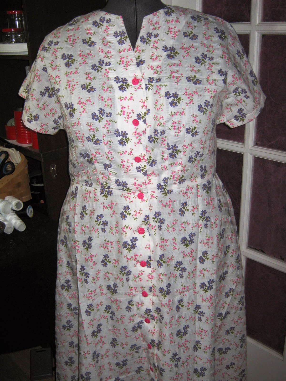 New Look 6104 Dress Pattern www.sewplus.blogspot.com
