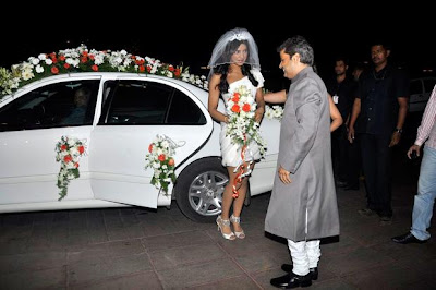 Click on the Image for Larger View Priyanka_Chopra_image_Filmy Fun