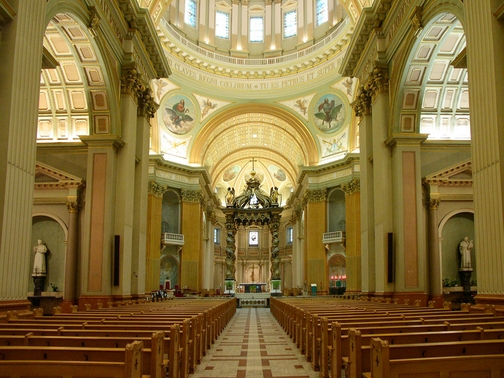 Montreal Je Me Souviens Basilique Cathedrale Marie Reine Du Monde