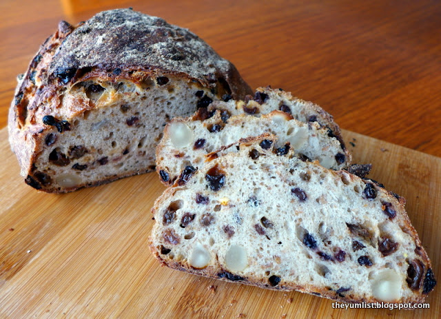 Hearthfire Macadamia Fruit Loaf