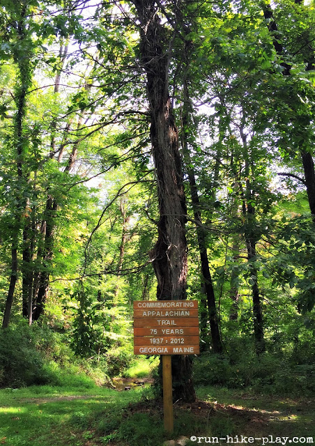 Pulpit Rock Appalachian Trail Sign