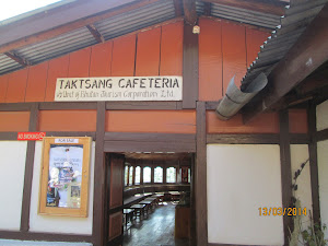 "Taktsang Cafeteria".