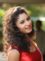 Vishnu Priya photos at Styles n Waves Expo launch-cover-photo