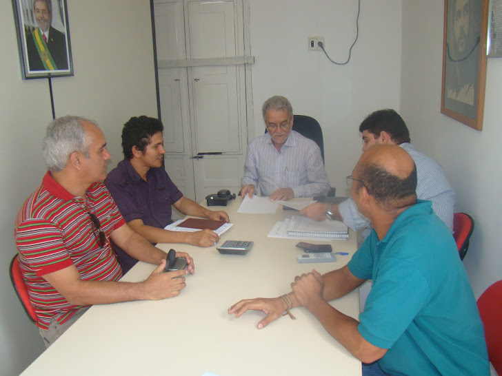 AUDIÊNCIA COM O DEPUTADO FEDERAL EMILIANO JOSÉ.