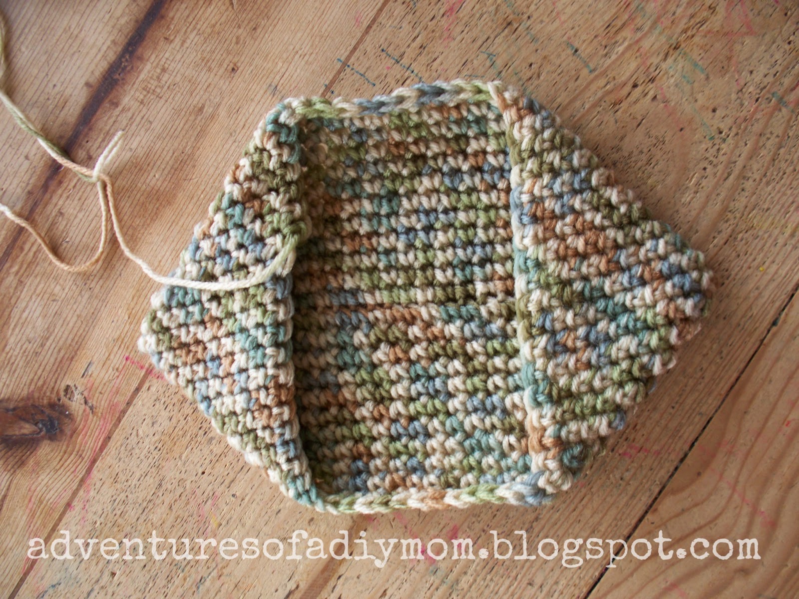 How to Crochet a Hotpad Super easy version! Adventures of a DIY Mom