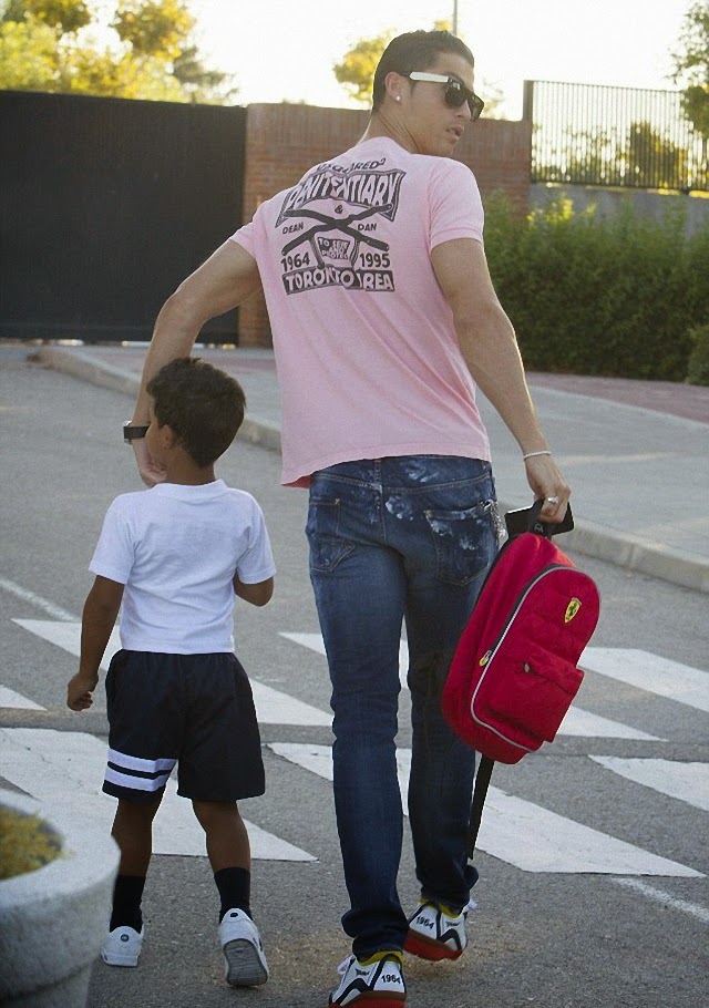 Cristiano Ronaldo un padre ejemplar Cristiano Ronaldo un padre ejemplar