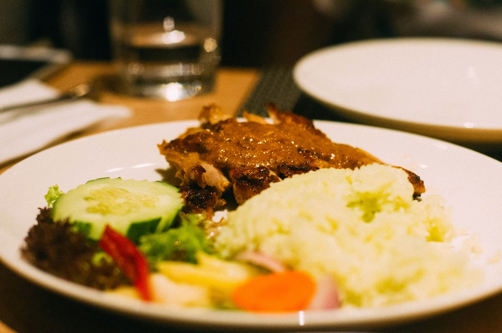 Gai yang Para Thai ParaThai style Grilled Chicken served with Green Papaya Salad