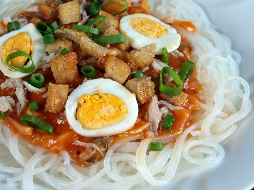 i am pinoy: Pansit Palabok Recipe