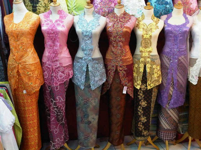 kebaya modern