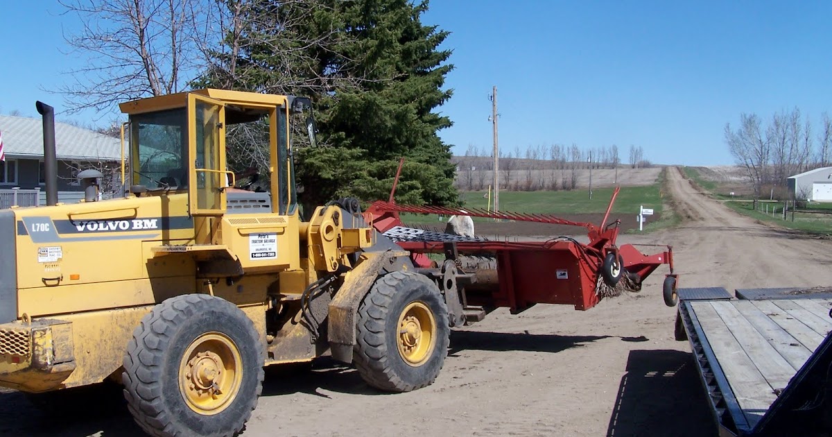 Griggs Dakota Farmer Fred Visits Pete's Salvage
