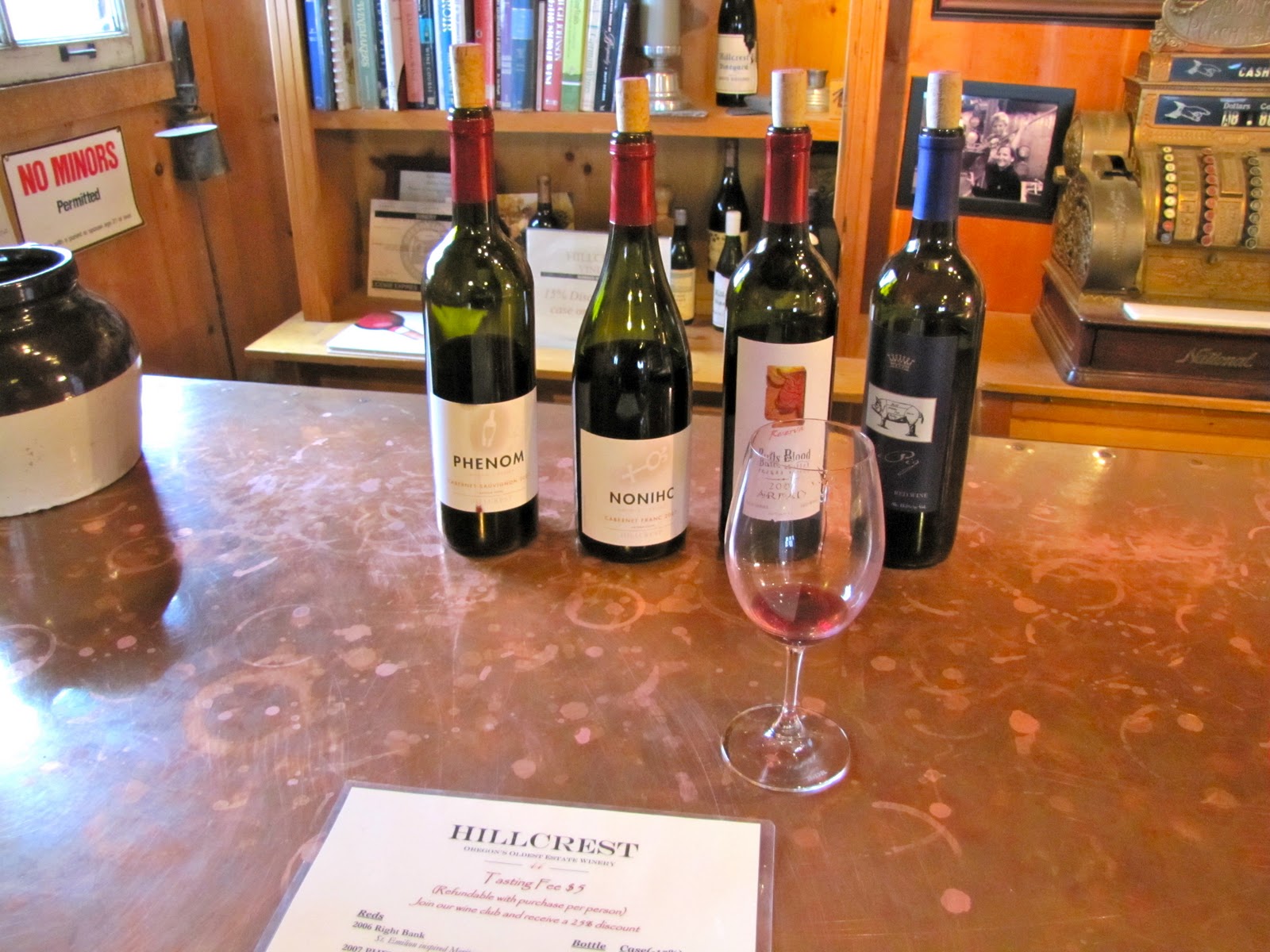 The Oregon Winery Review Wine Tasting in the Fog at HillCrest Vineyard