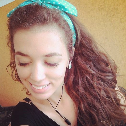 Suzana Coral Adolecentro