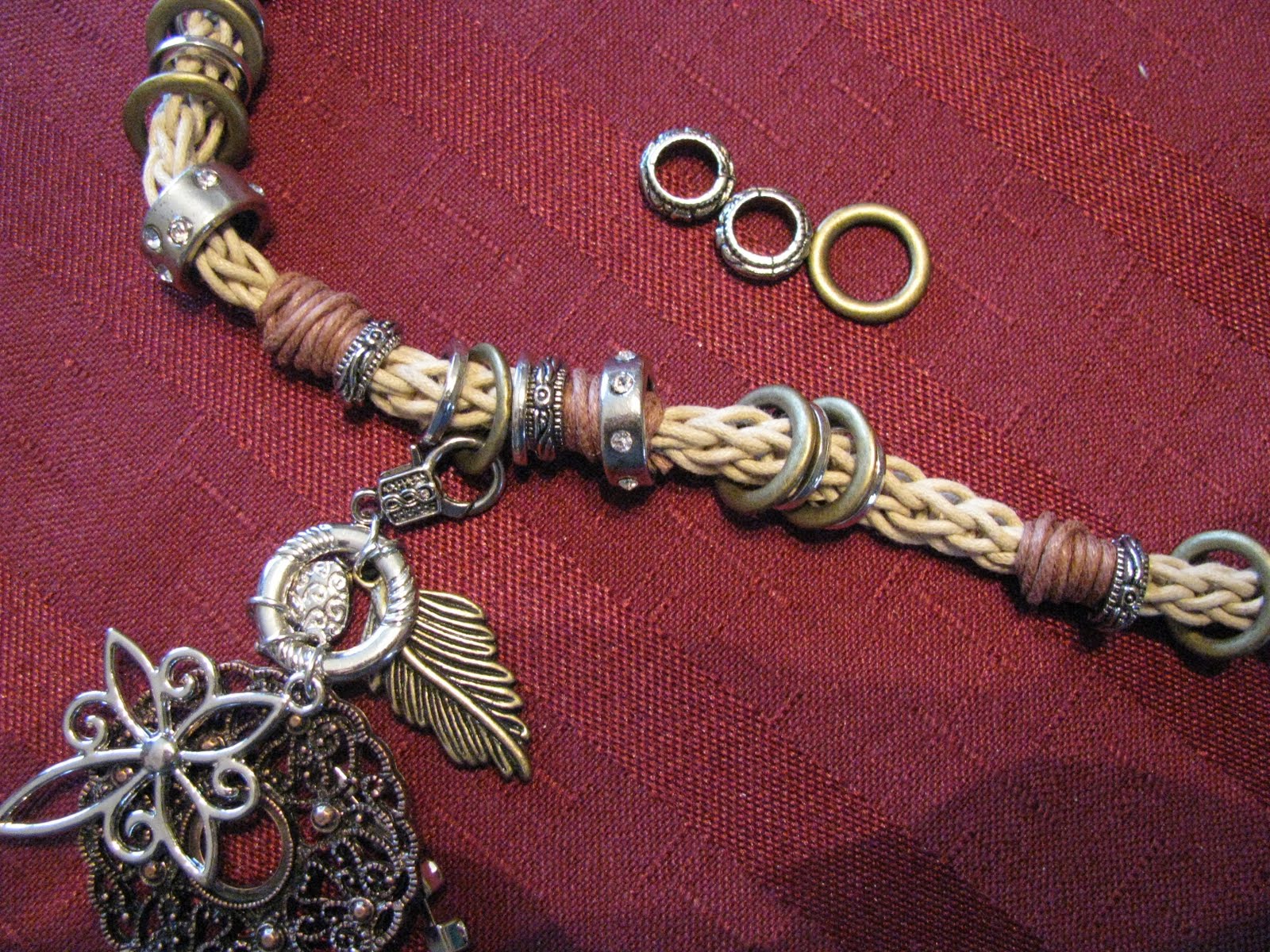 Chris Knits in Niagara Knit an Icord Necklace