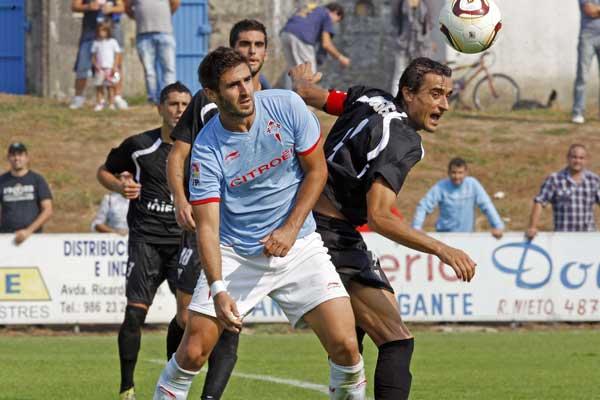 Grandes y pequeños jugadores del Celta de Vigo RAÚL NAVAS