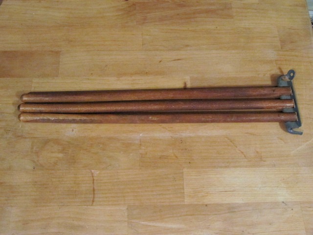 Sew Many Ways Swinging Towel Bar For Sewing