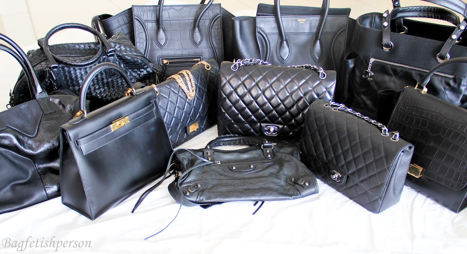 http://4.bp.blogspot.com/-DKjnMY1Hfdg/UQSW0CDNdoI/AAAAAAAAGjU/A-IOSp-tvvk/s1600/Black+bags+31Dec12+(9)-6b.jpg
