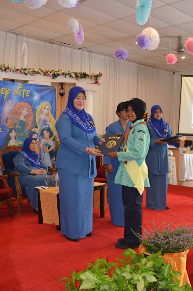 ANUGERAH TUNAS HARAPAN 2015